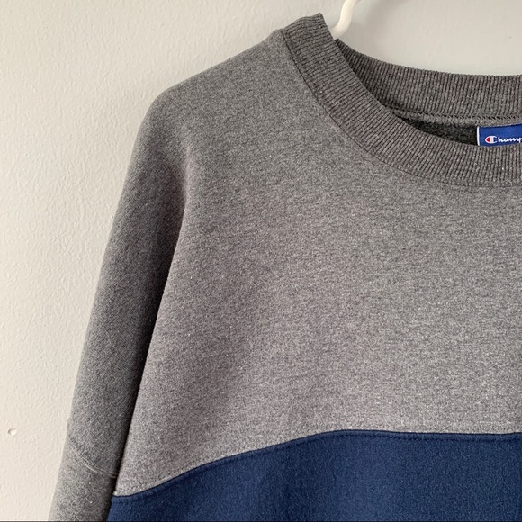 Champion Size XXL Gray Sweatshirt Pullover Top Long Sleeve Crew Neck Stripe Logo - Picture 2 of 13